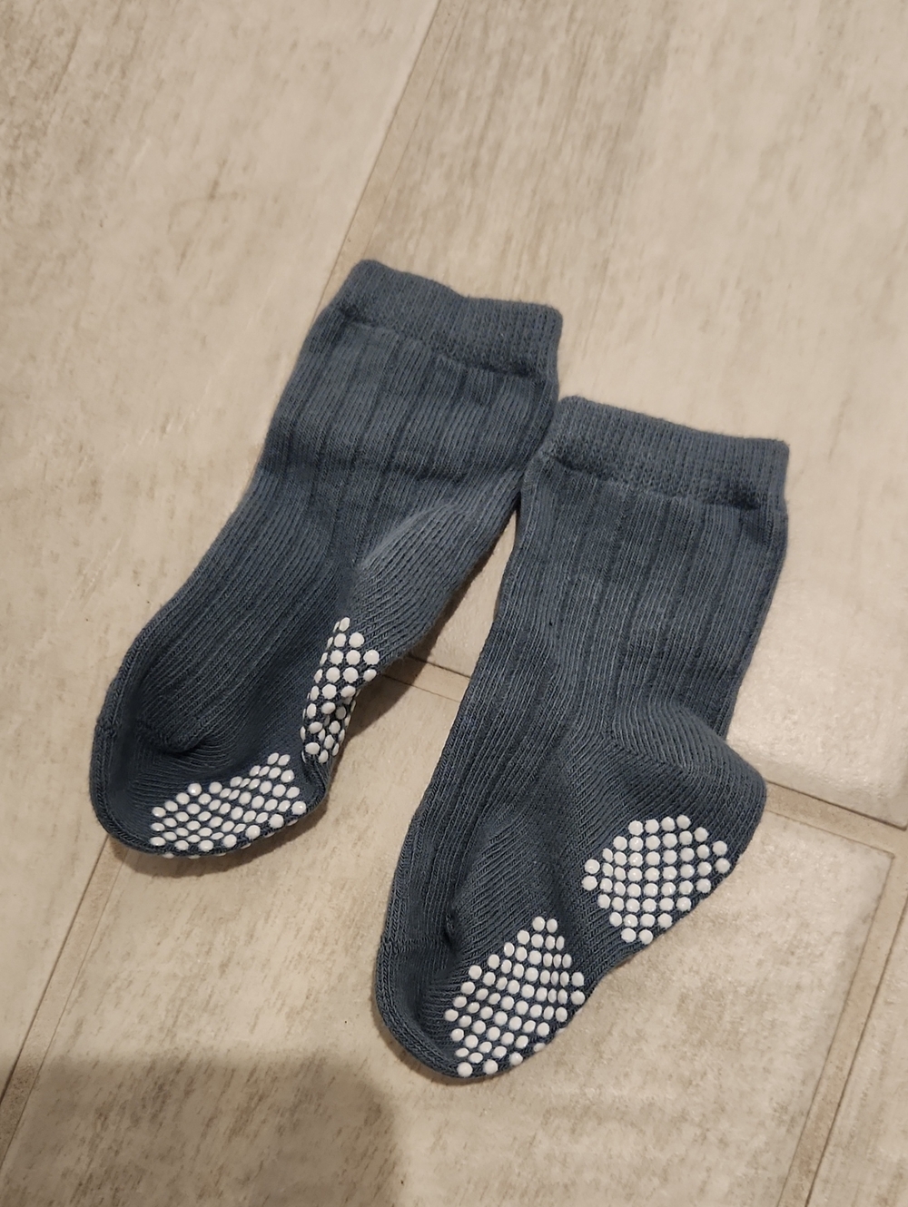 🌴Grip Socks in Slate Blue with White Dots